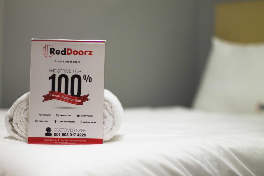 Reddoorz Apartment @ Pegangsaan Kelapa Gading Jacarta Exterior foto