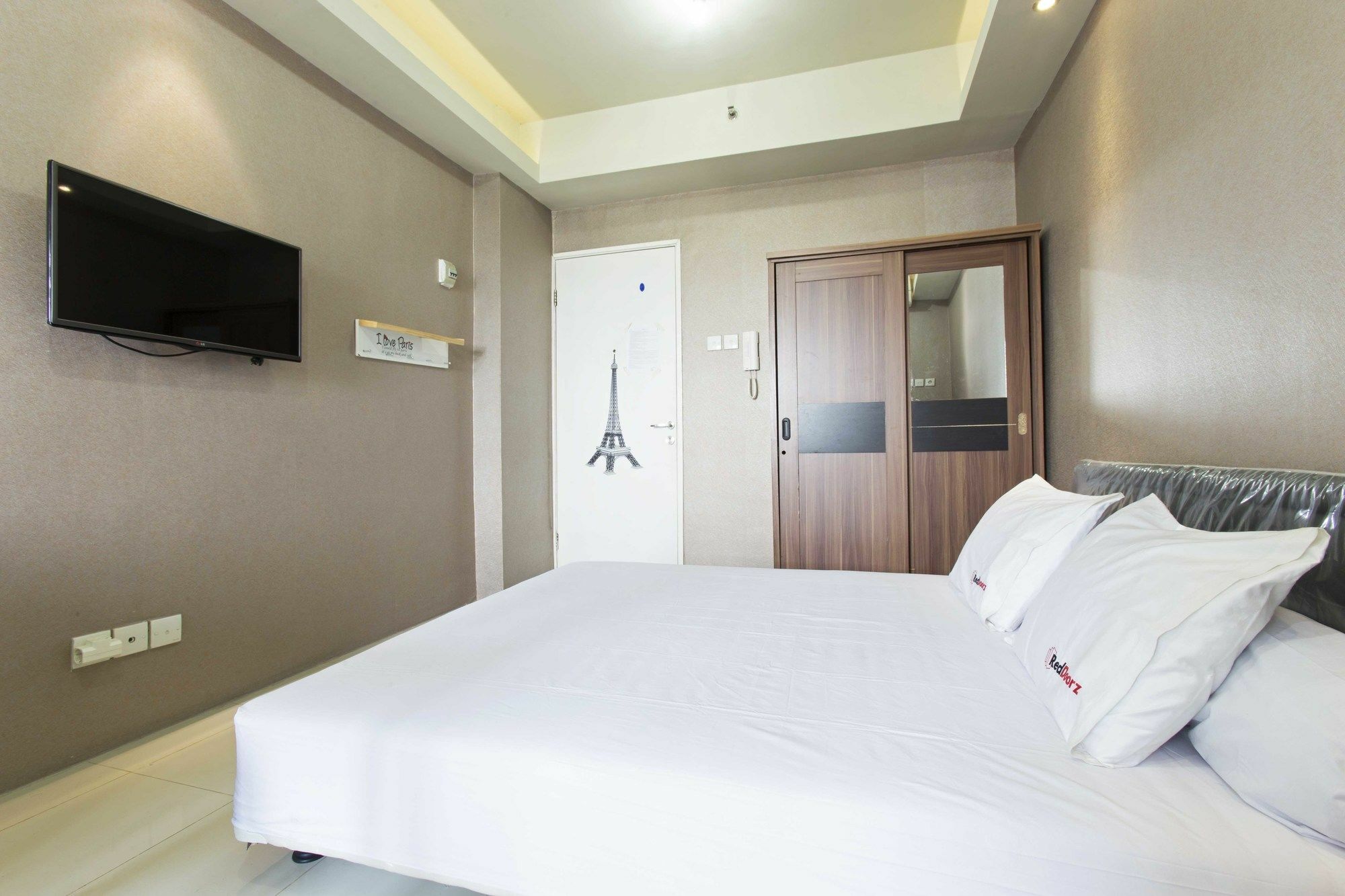 Reddoorz Apartment @ Pegangsaan Kelapa Gading Jacarta Exterior foto